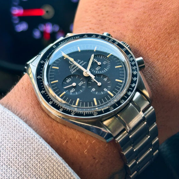 Watches And More_Omega Speedmaster Moonwatch - 42mm